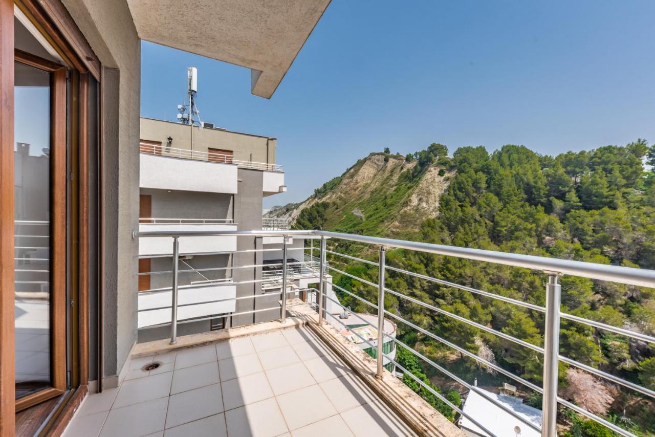 Spectacular Seaview Penthouse * Durrës